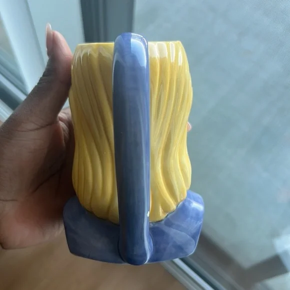 Vintage Pocahontas Captain John Smith Figural Ceramic Mug 3D Cup Applause - Picture 7 of 8